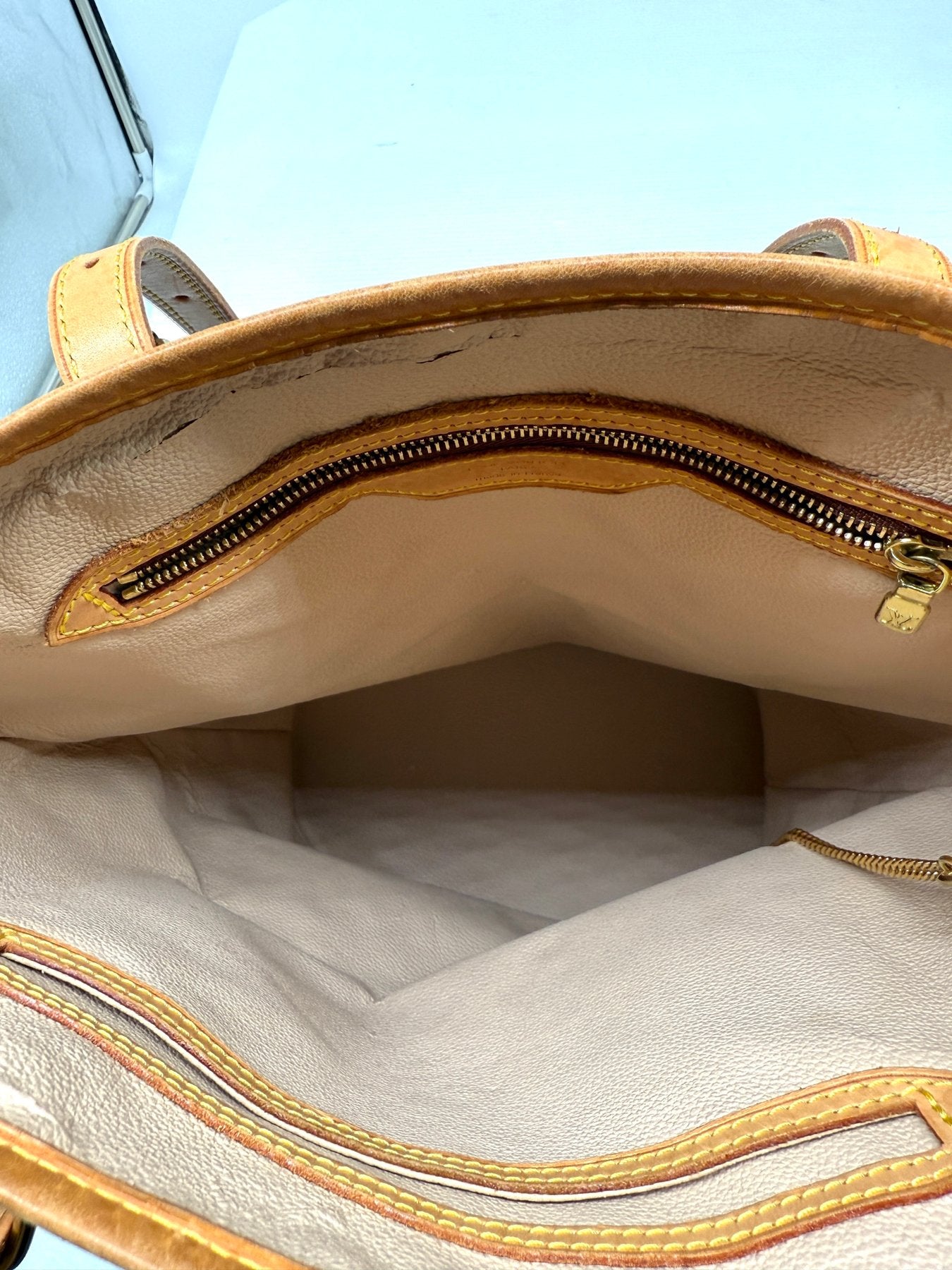 Louis Vuitton Bucket GM