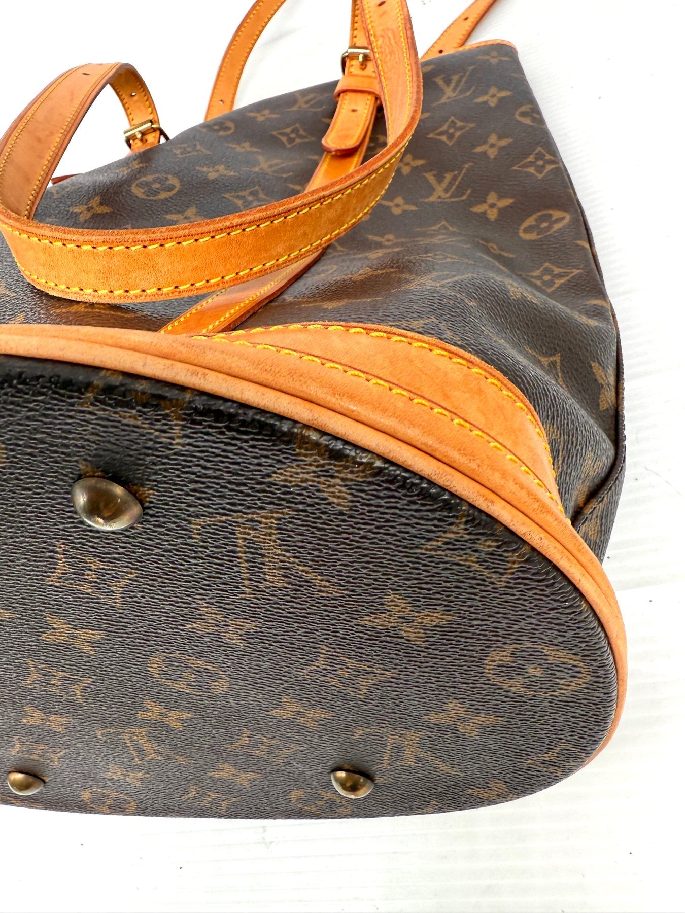 Louis Vuitton Bucket GM