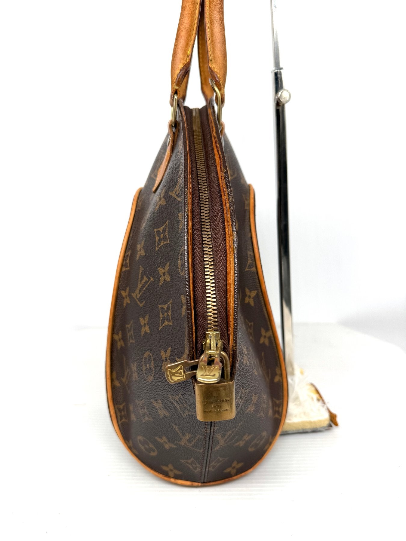 Louis Vuitton Ellipse MM