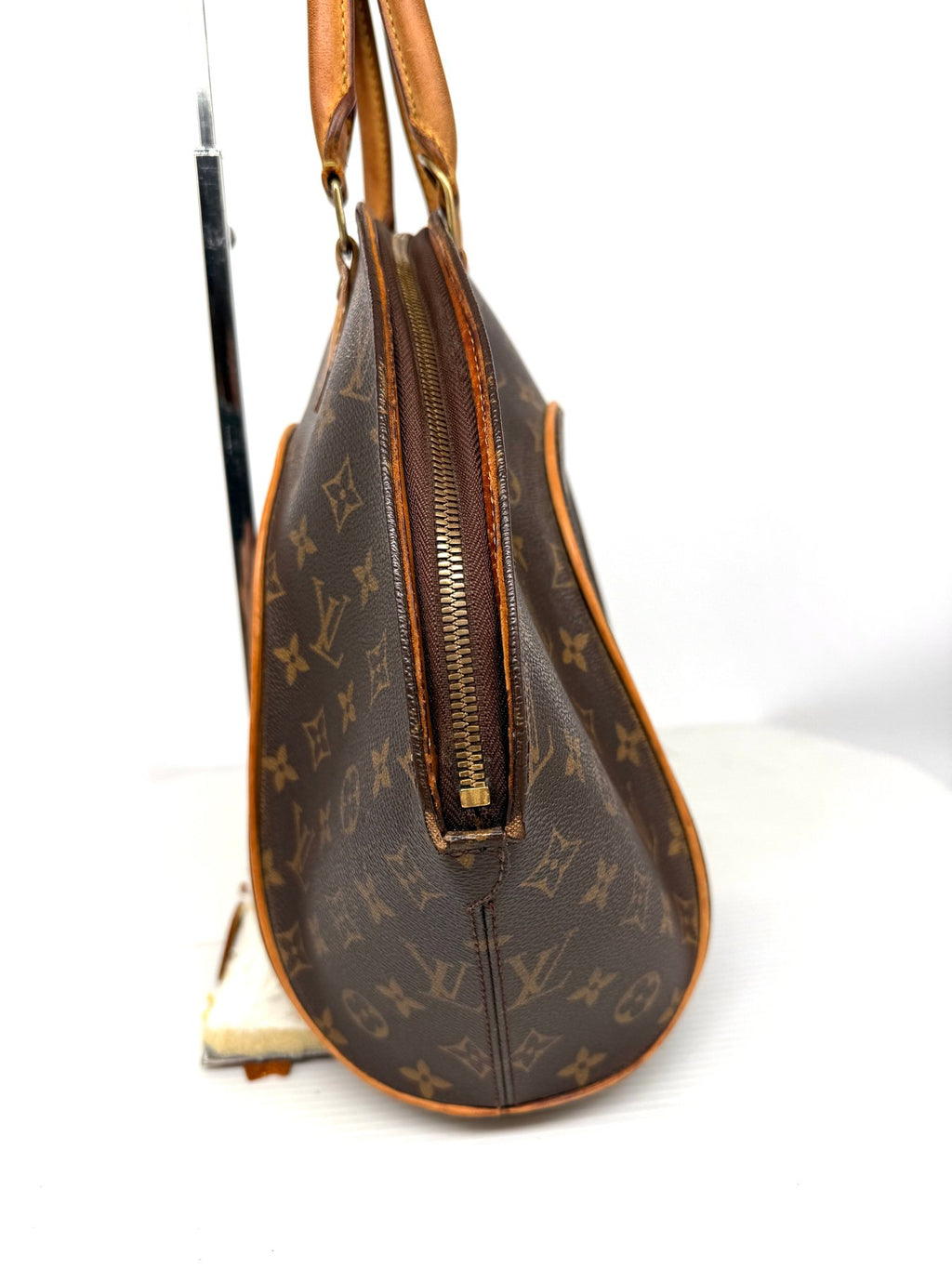 Louis Vuitton Ellipse MM