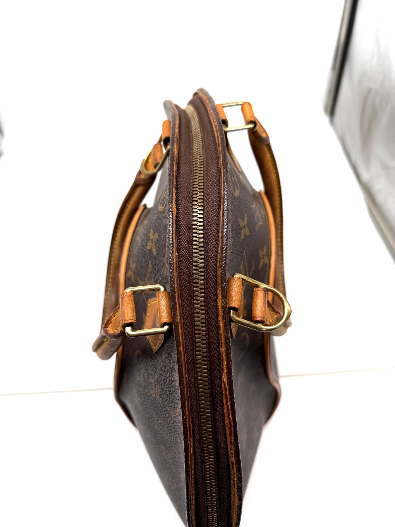 Louis Vuitton Ellipse MM