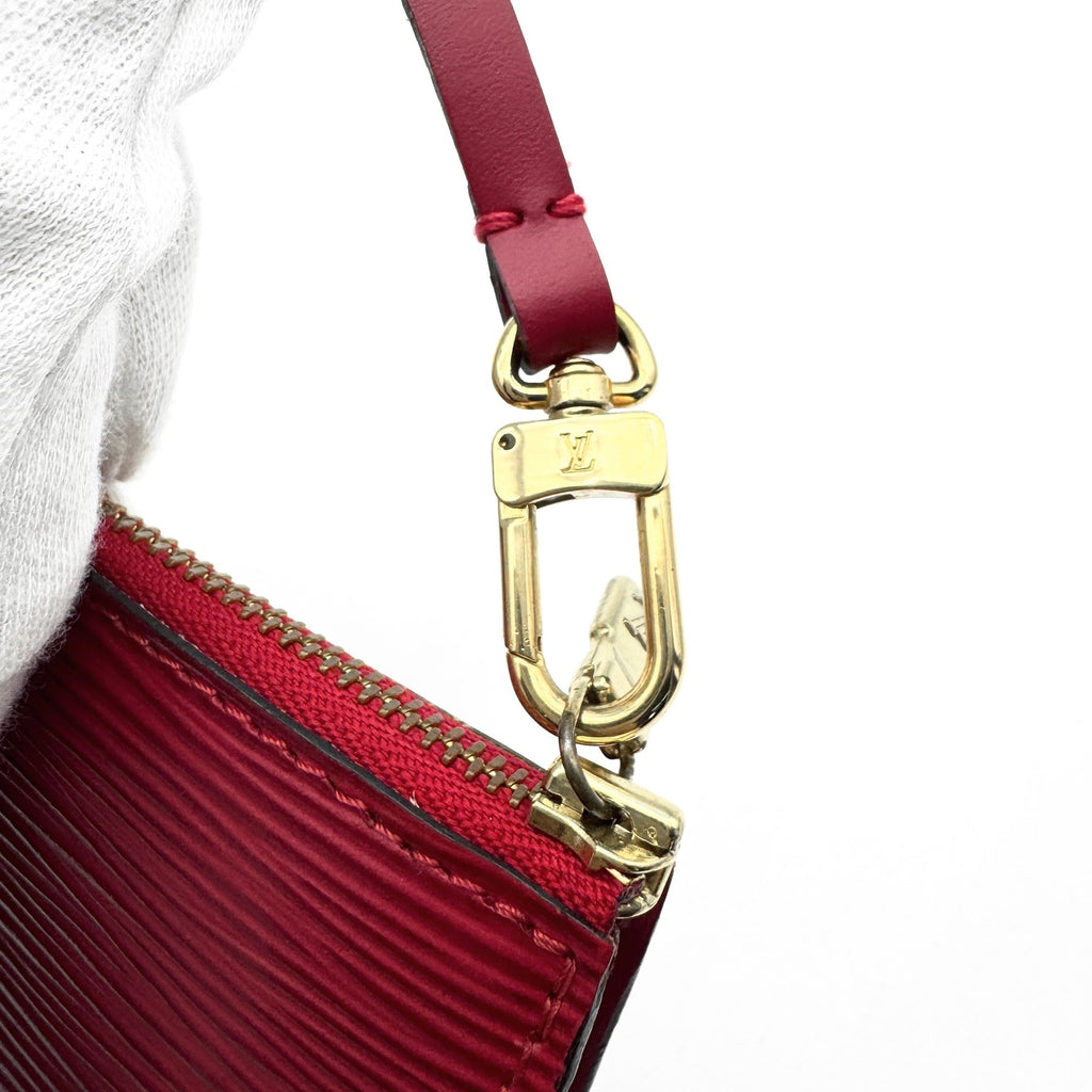 Louis Vuitton Pochette Accessoire