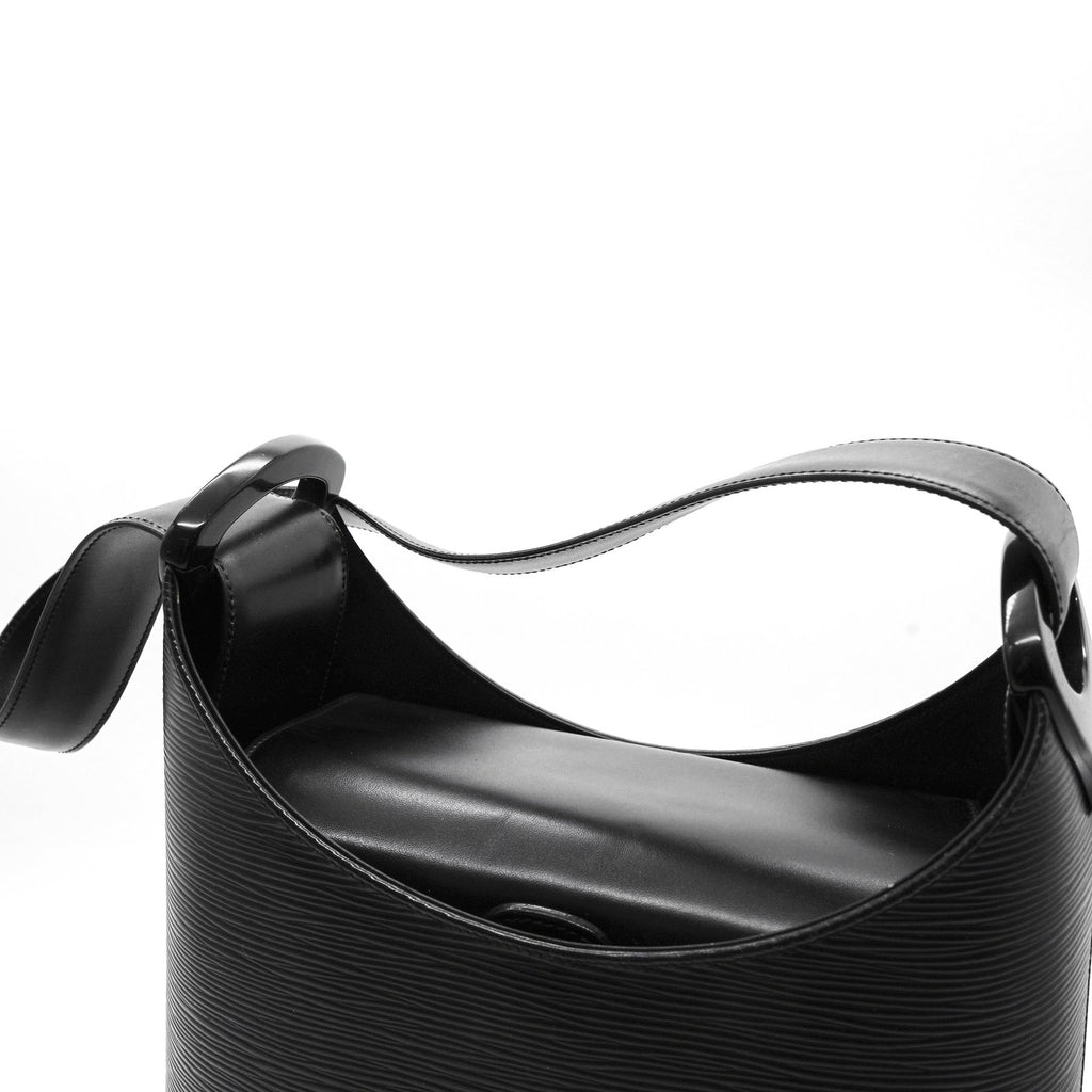 Louis Vuitton Versseau MM