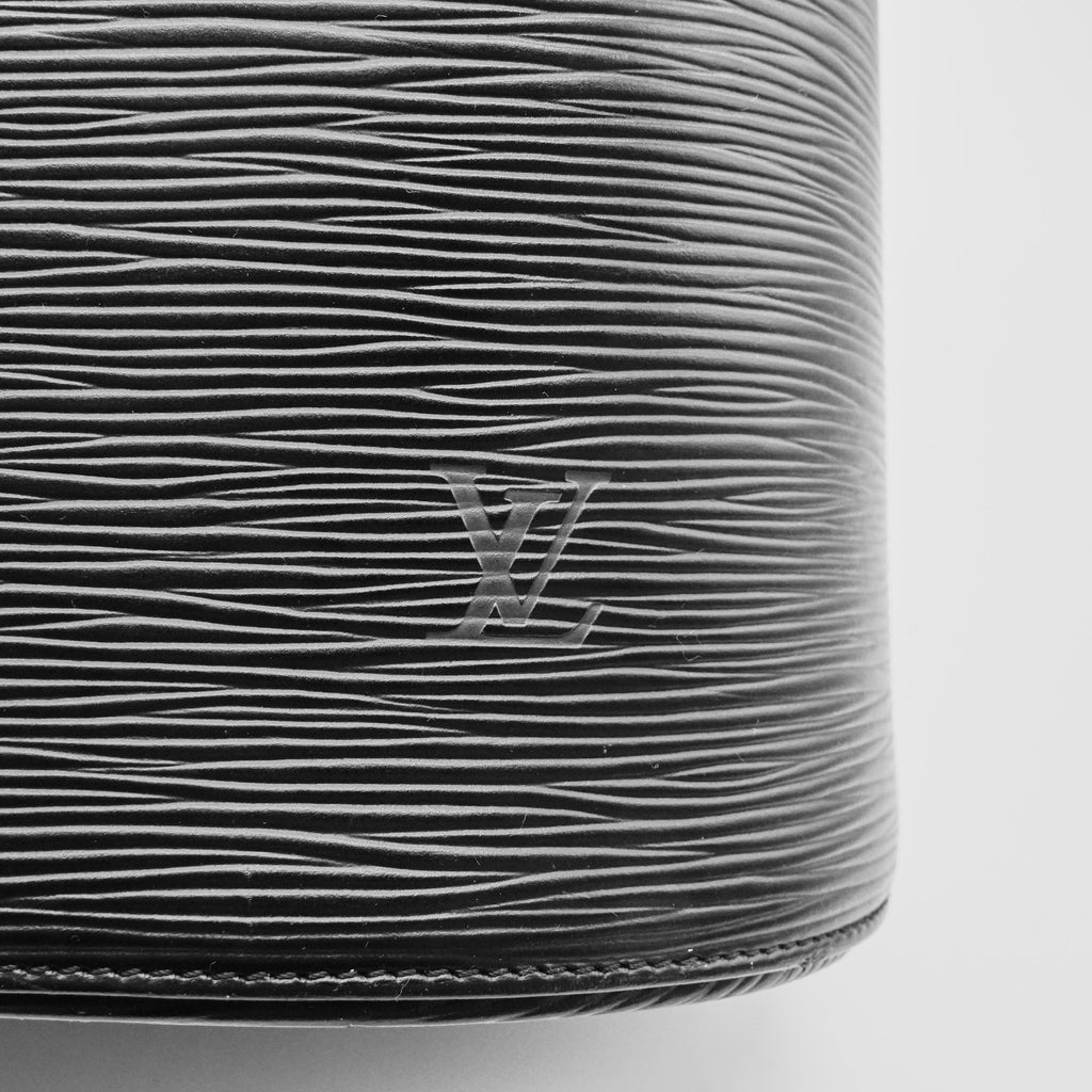 Louis Vuitton Versseau MM