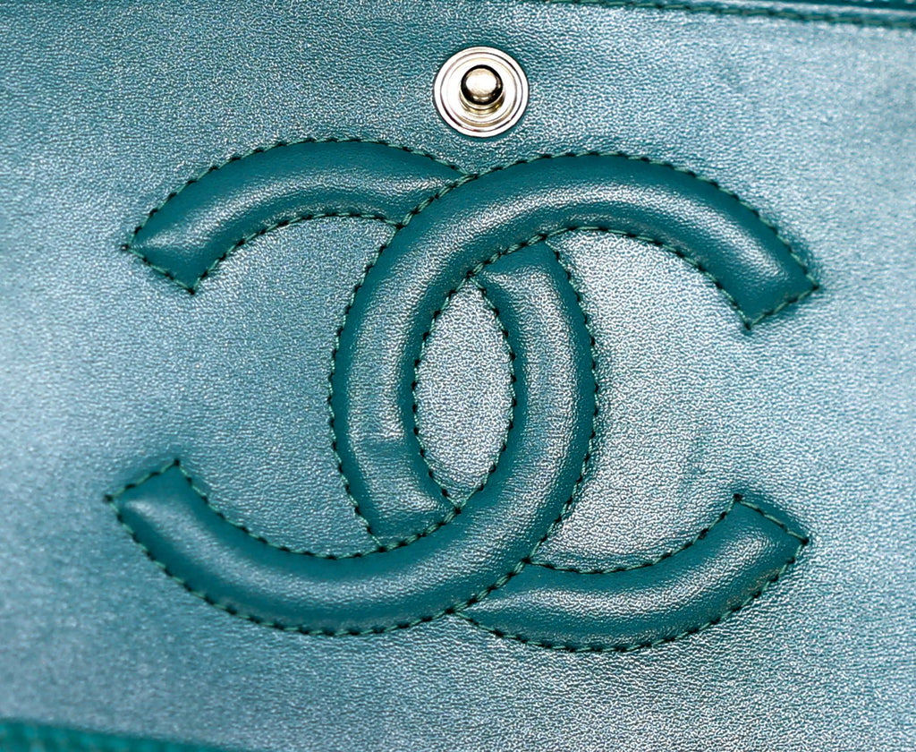 Chanel 11.12 Medium Timeless Double Flap