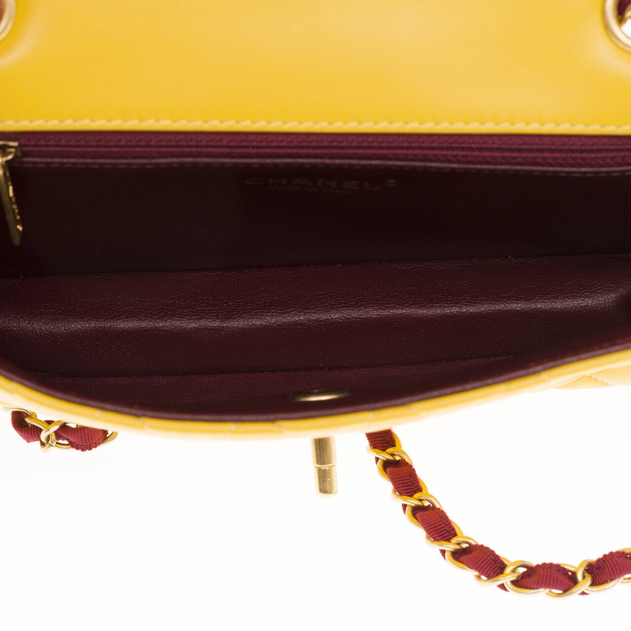 Chanel Diana shoulder bag